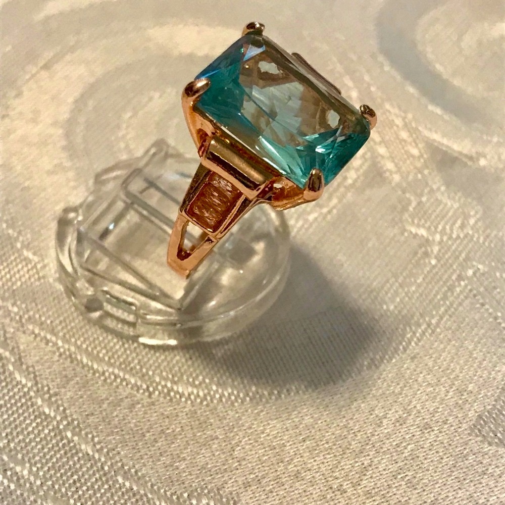 Aquamarine (simulated) ring